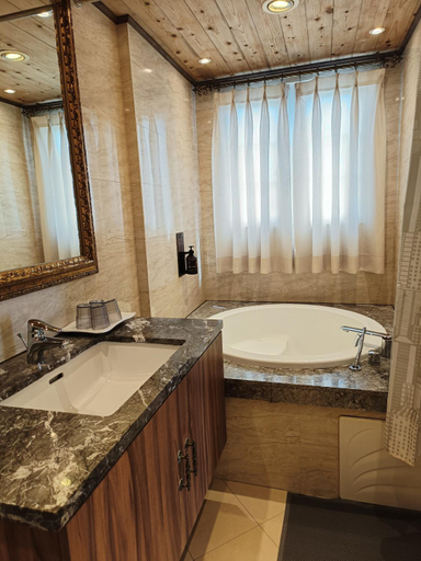 Bathroom 2, 清境藝家原德堡 Arts castle, Nantou