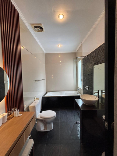 Bathroom 3, Igna Bungalows, Gianyar
