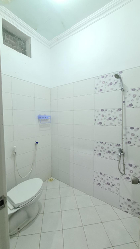Bathroom, Rumah Sri Pasti, Probolinggo
