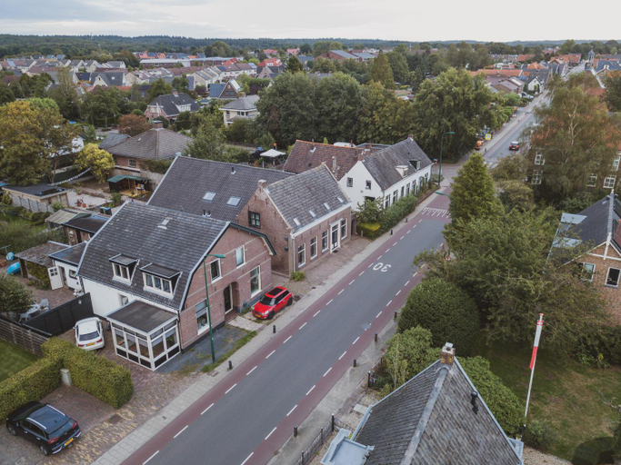 Others 2, Bed & Breakfast Bloemen Vertellen, Amerongen