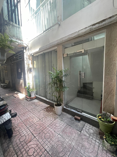 Exterior & Views 1, Ahu Homestay, District 1