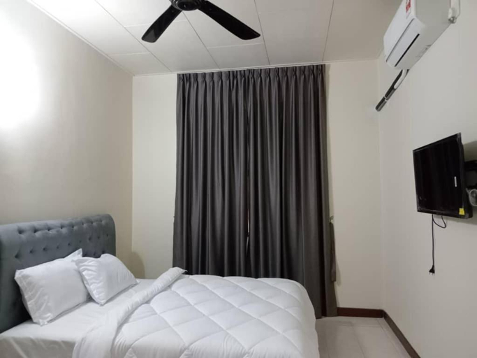 Bedroom 2, BUTTERWORTH RAJA UDA RAYA HOMESTAY, North Seberang Perai