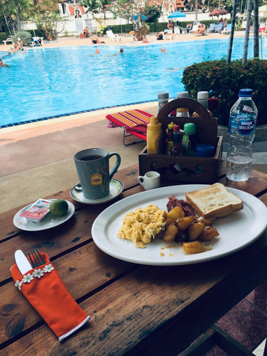 Food & Drinks, B&B View Talay 1B Apartments Pattaya, Pattaya