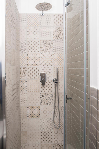 Bathroom 2, Acquazzurra Gaeta, Latina