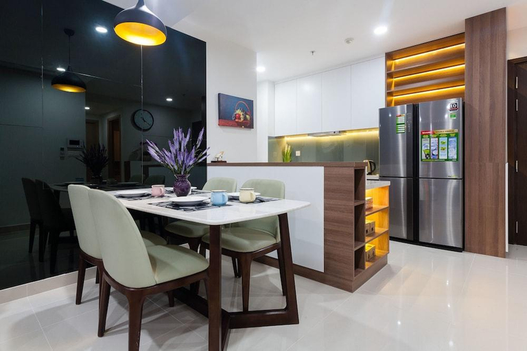Others 2, Rivergate Apartment - MM Home, District 4