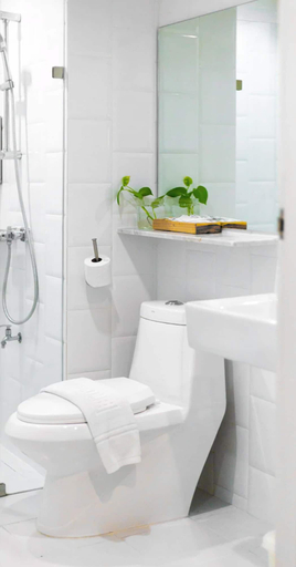 Bathroom 4, The Core Gallery Hotel, Muang Chiang Mai