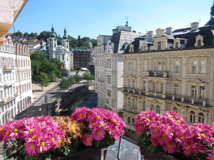 Exterior & Views 2, Madonna Apartments, Karlovy Vary