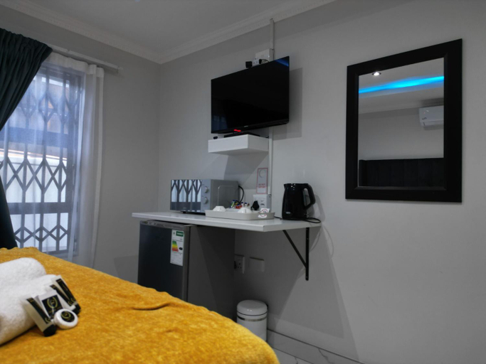 Bedroom 5, Chimas Guest House, Vhembe