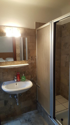 Bathroom 3, Hotel M Jacobs GmbH, Oberbergischer Kreis