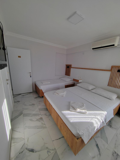 Bedroom 3, ALİBABAM APART OTEL, Kuşadası