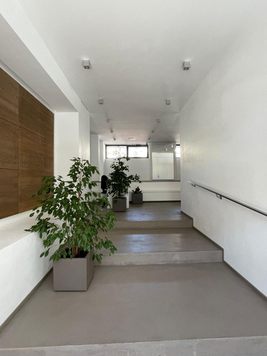 Public Area, Palazzo Metropolis, Bari