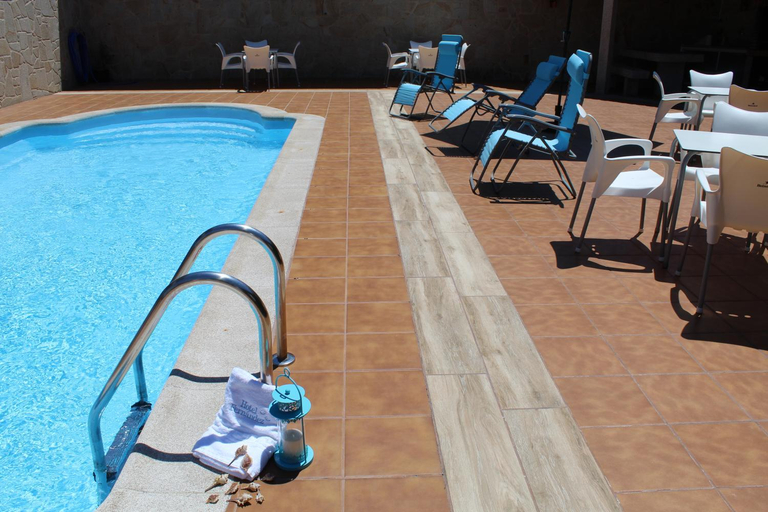 Others 3, Hotel Fernandez, Pontevedra