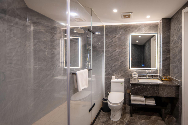 Bathroom 3, GreenTree Eastern Hotel Tianjin Heping District Wu Avenue Xiaobailou Metro Station, Tianjin