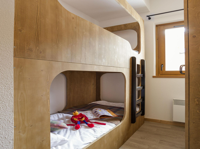 Bedroom 3, Peaceful Alps Apartment, Savoie