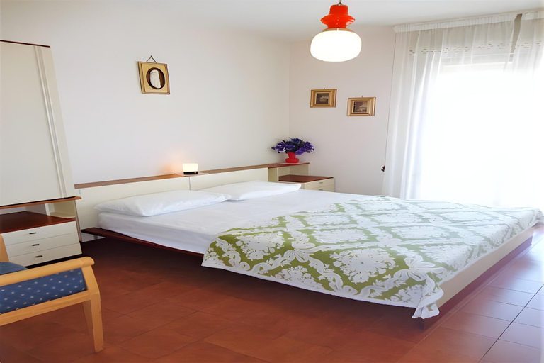 Bedroom, Holiday Home in Caorle near Spiaggia Tartaruga, Venezia