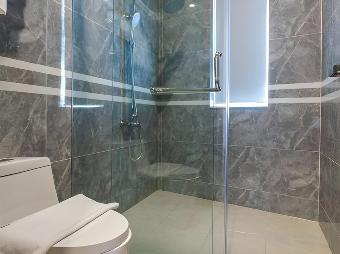 Bathroom 4, Royal Palace, Đà Lạt
