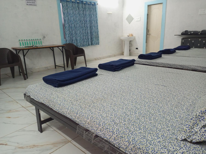 Others 3, DWARKA TOURIST BUNGALOW Only Family, Devbhumi Dwarka
