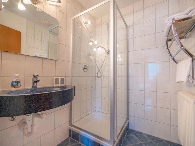 Bathroom 3, Apartment Neustift near Stubai Glacier, Innsbruck Land