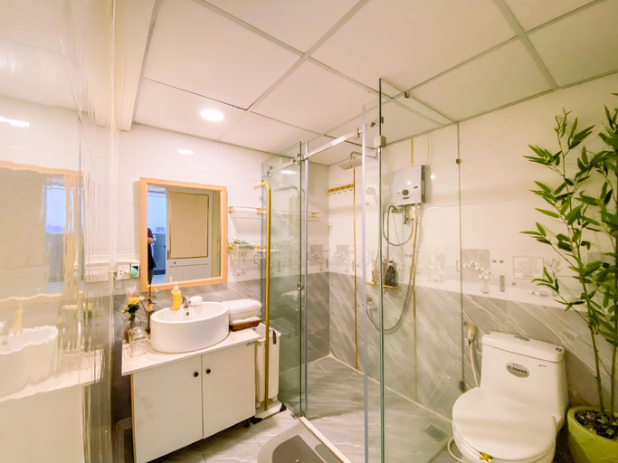 Bathroom 3, TPHOMES SWEET, District 1