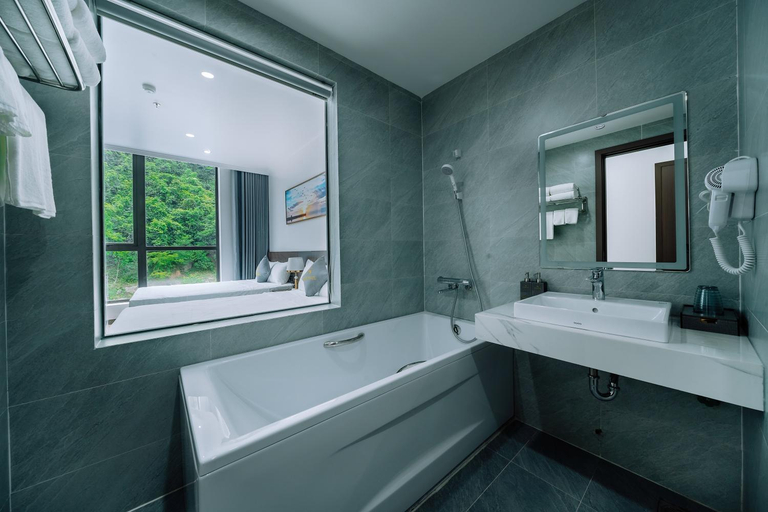 Bathroom 3, Sand Hotel, Cát Hải