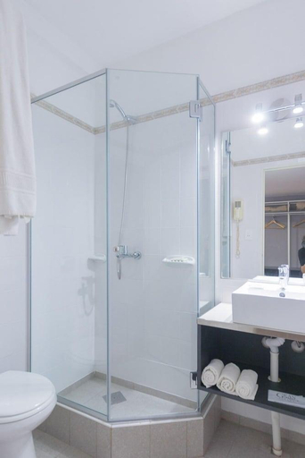 Bathroom 4, Gran Hotel Parana, Paraná