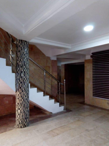 Others 5, Reeve Court Apartment, Eti-Osa