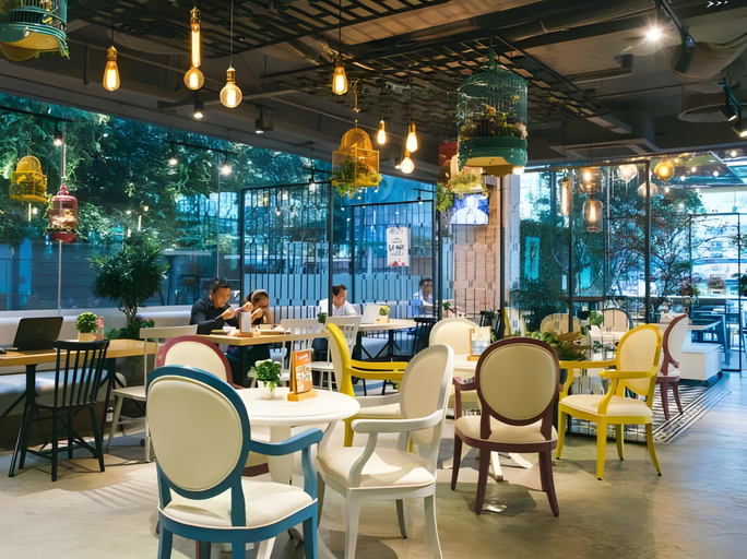 Food & Drinks 4, Diamond Boutique Hotel, District 7