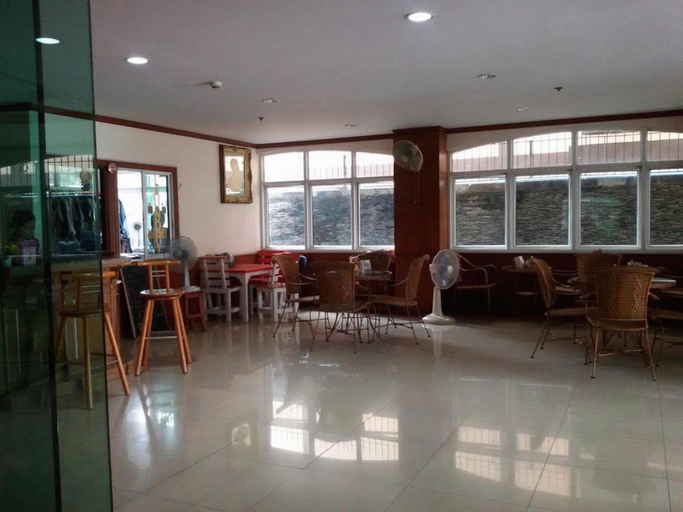 Food & Drinks 5, Rattakit Mansion, Pattaya