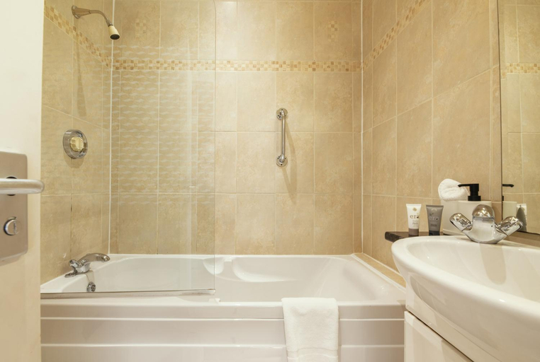 Bathroom 4, Stoke Lodge Hotel, Devon