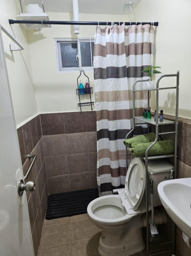 Bathroom 3, Your Davao Home at Arezzo Place Davao, Davao City
