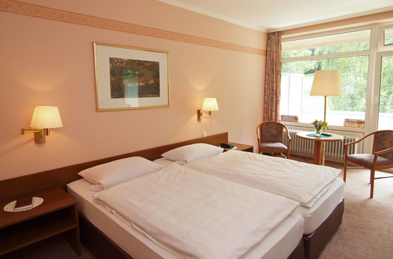 Bedroom 2, Waldhotel Felsenkeller, Osnabrück