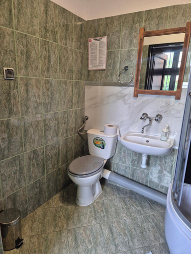 Bathroom, Hostel Dobranocka, Toruń City