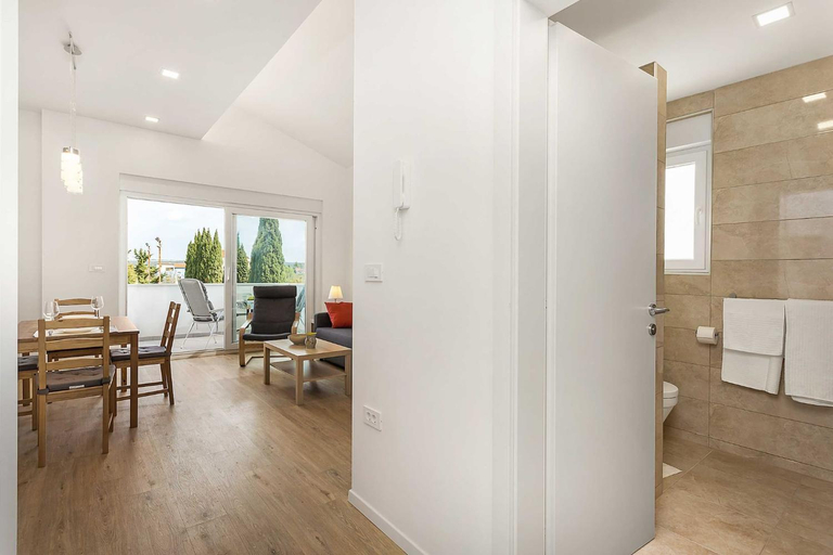 Facilities 3, One bedroom apartment with balcony, Fažana