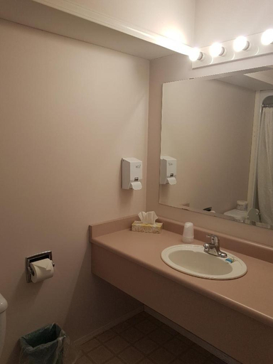 Bathroom 5, Anchor Riverfront Motel, Columbia-Shuswap