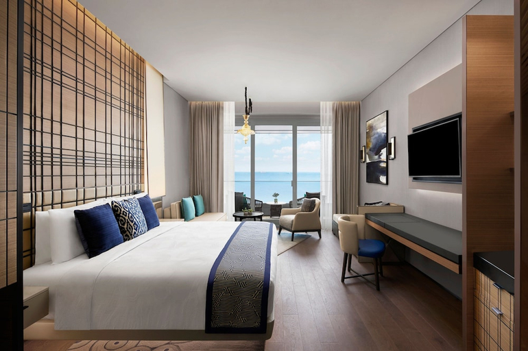 Bedroom 3, JW Marriott Hotel Istanbul Marmara Sea, Bakırköy