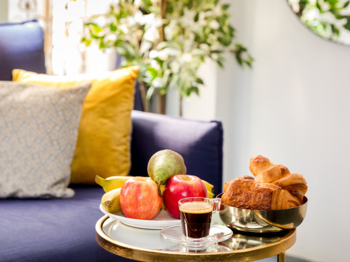 Food & Drinks 5, Merveil Luxury Suites AboukirI-II-III-IV, Paris