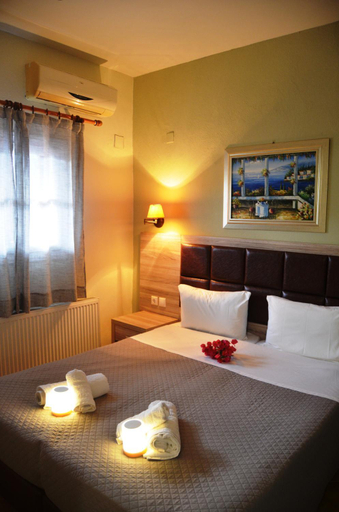 Bedroom 2, Blue Horizon Studios, Thessaly