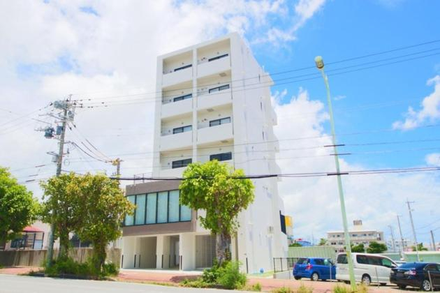 Others 4, Sakuraya, Okinawa