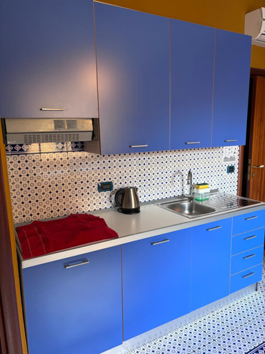 Others 3, Le Soleil B&B, Messina