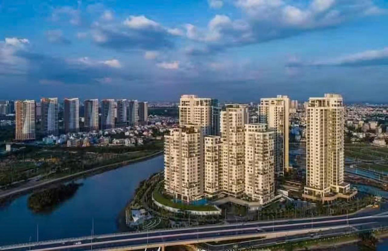 Others 4, The Sun Avenue – Lumière Suite, District 2