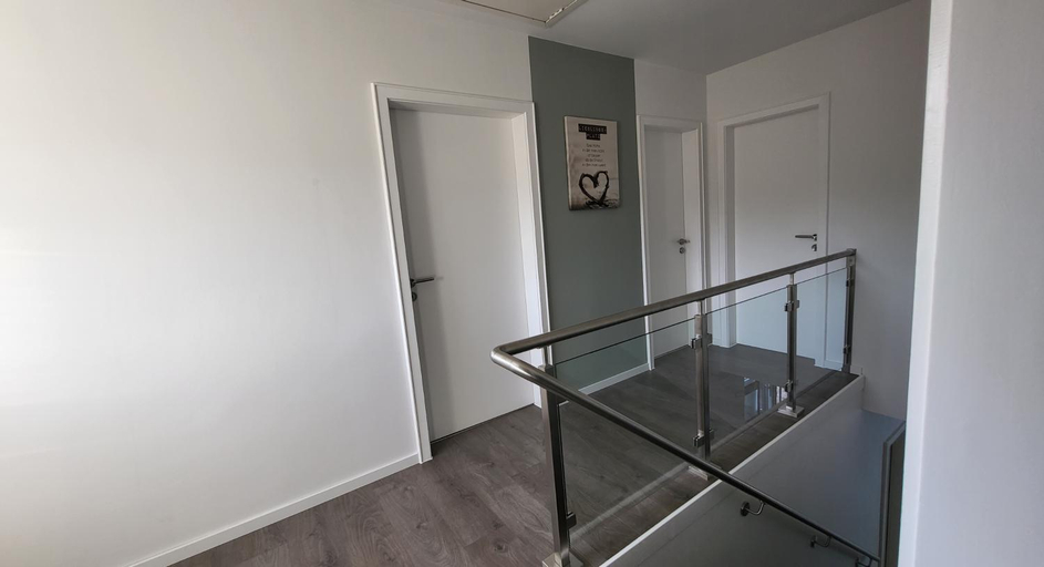 Others 3, Ullas Gastehaus, Heidekreis