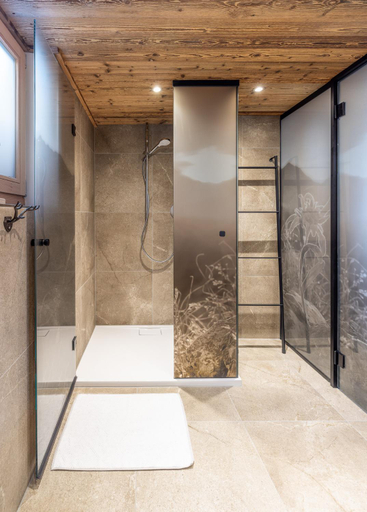 Others 4, Haus Rabl Deng, Kufstein