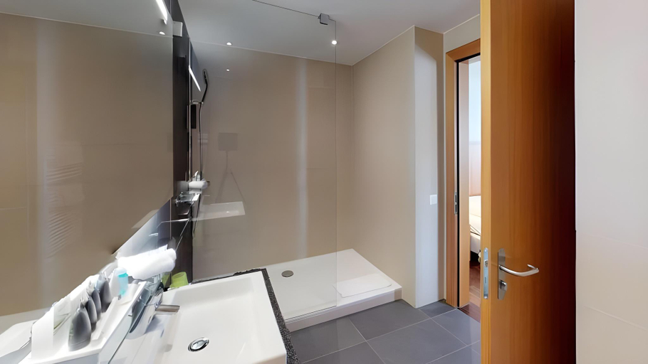 Bathroom, Hotel Pilatus-Kulm, Luzern