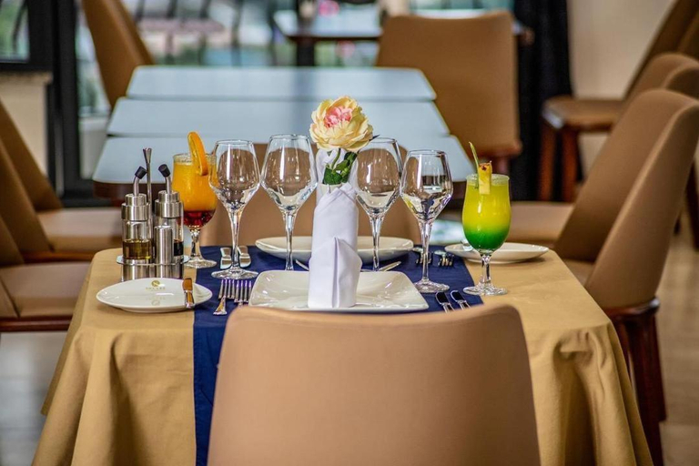 Food & Drinks 4, Souare Premium Hotel, Conakry