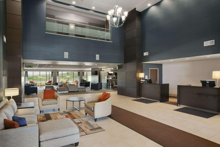 Public Area, Wingate by Wyndham Bismarck, Burleigh