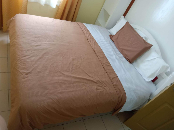 Bedroom, 2bdr condo rental furnished, w parking wifi free use pool, Davao City