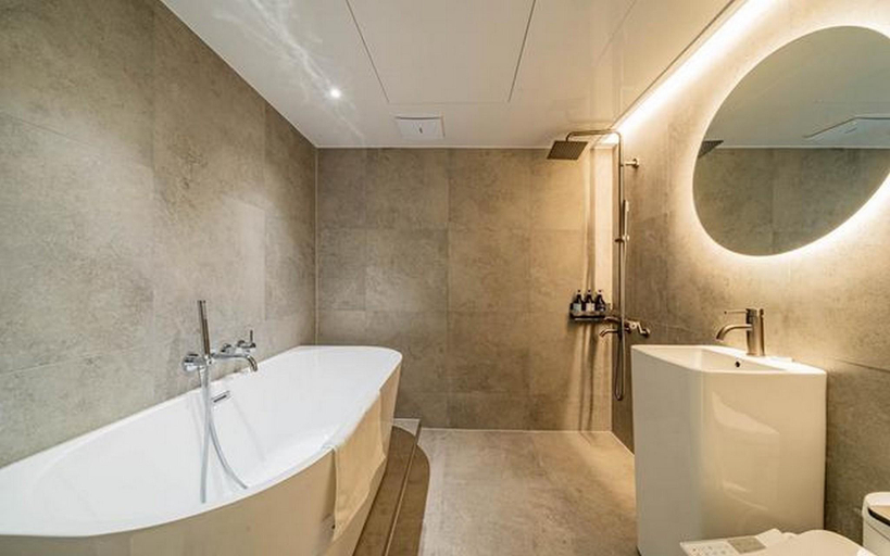 Bathroom 4, Busan Myeongji Hotel Jade, Gangseo