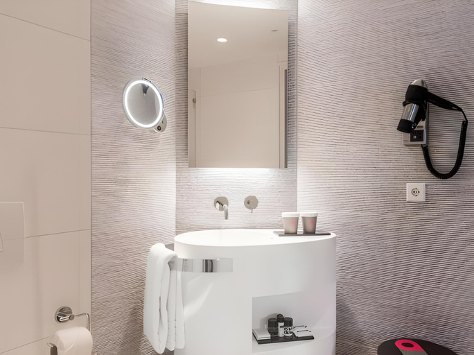 Bathroom 5, Boutique Hotel Albus Amsterdam Centre, Amsterdam