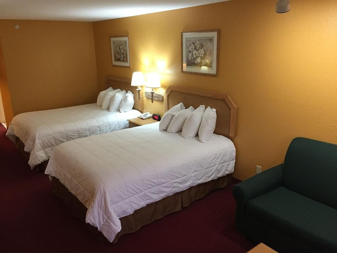 Others 5, Parkfield Inn - Clinton, Henry