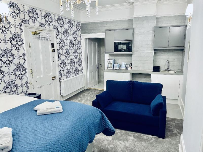 Others 5, Ashbys Accommodation & Spa hire, Portsmouth